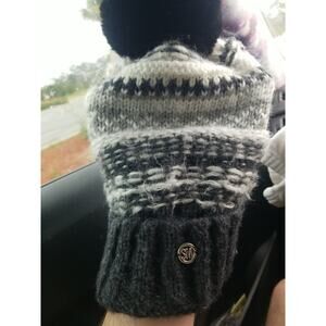 Steve Madden Puffer Hat Beanie With Faux-Fur Pom-Pom Shades of gray One Size